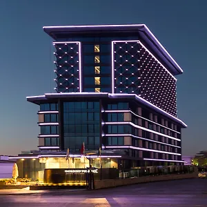Hotel Golden Tulip Bayrampasa
